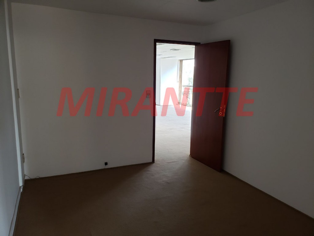 Comercial de 144m² em Cerqueira César