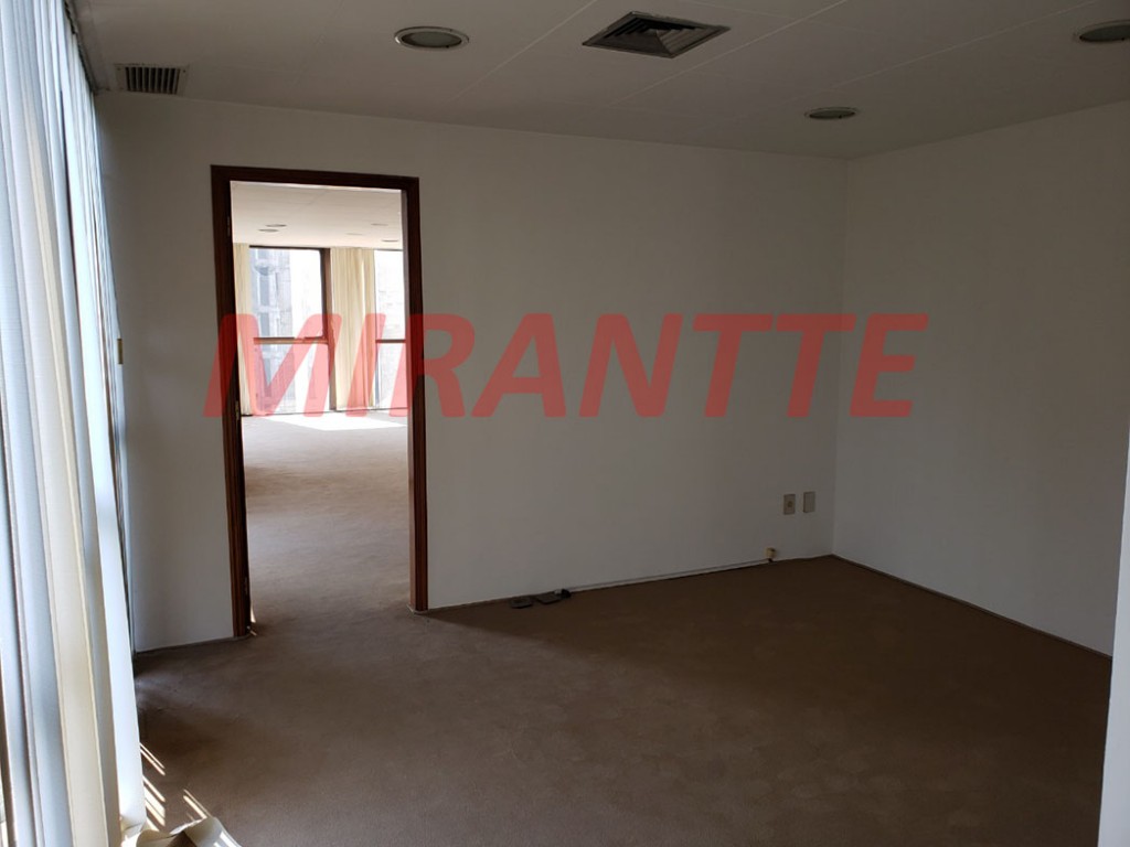 Comercial de 144m² em Cerqueira César