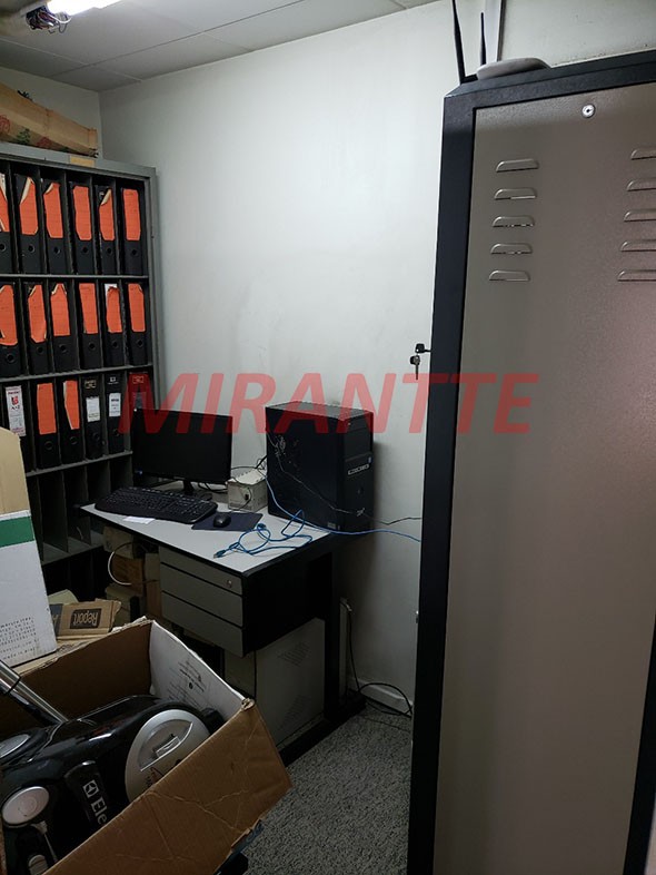 Comercial de 208m² em Cerqueira César