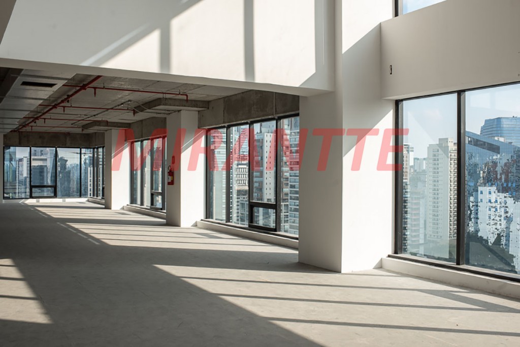 Comercial de 1610m² em Itaim Bibi