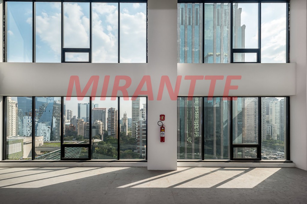 Comercial de 1610m² em Itaim Bibi
