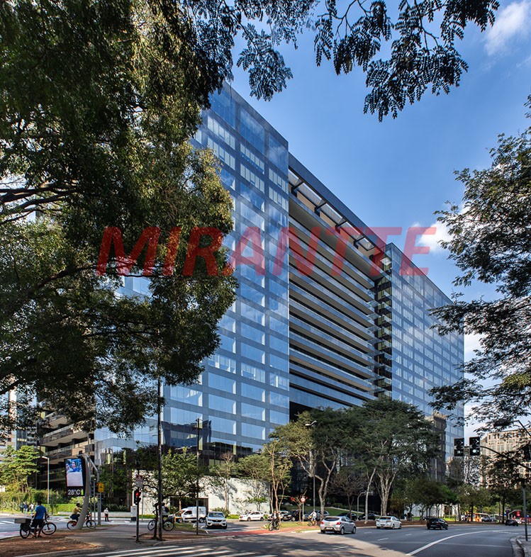 Comercial de 1610m² em Itaim Bibi