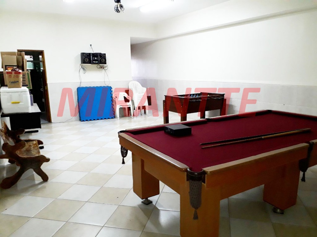 Sobrado de 189m² com 3 quartos em Vila Nivi