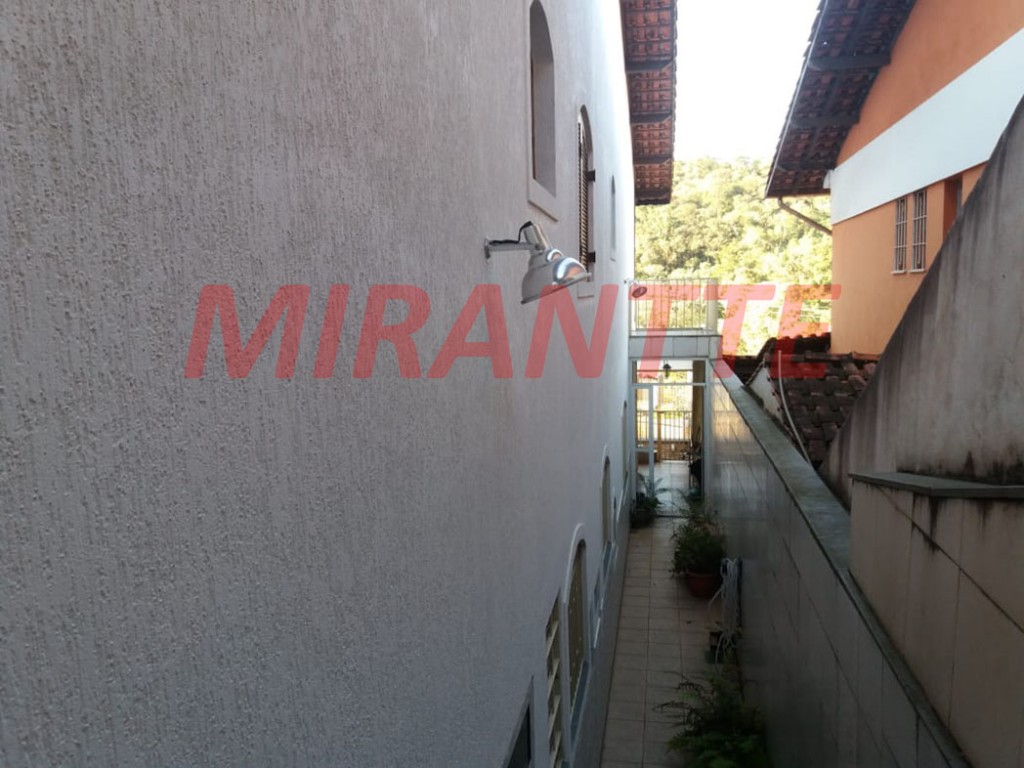 Sobrado de 172m² com 3 quartos em Tremembe