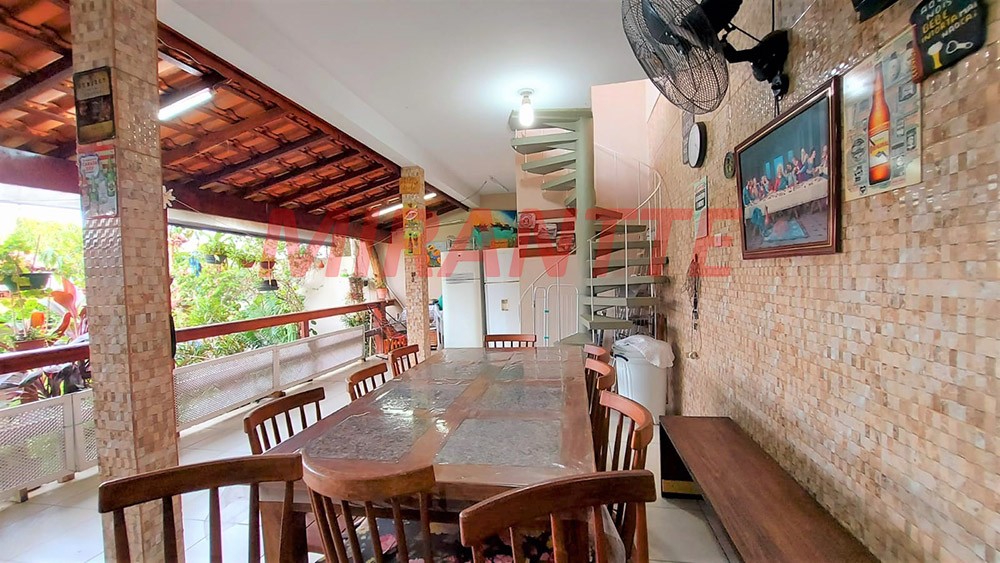 Casa terrea de 354m² com 4 quartos em Vila Mazzei