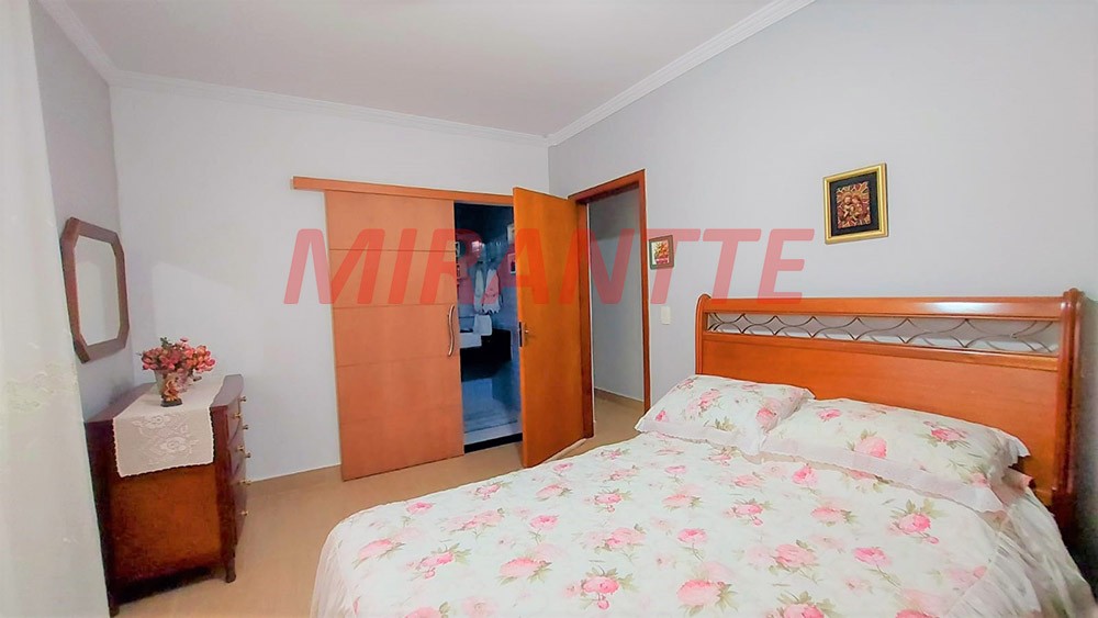 Casa terrea de 354m² com 4 quartos em Vila Mazzei