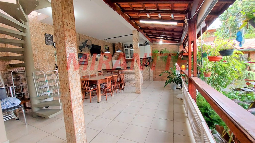 Casa terrea de 354m² com 4 quartos em Vila Mazzei