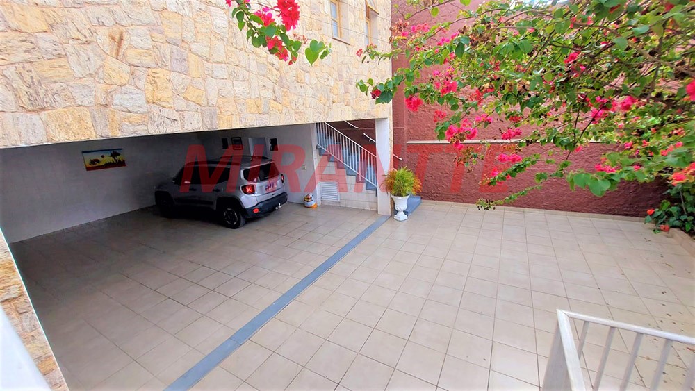 Casa terrea de 354m² com 4 quartos em Vila Mazzei
