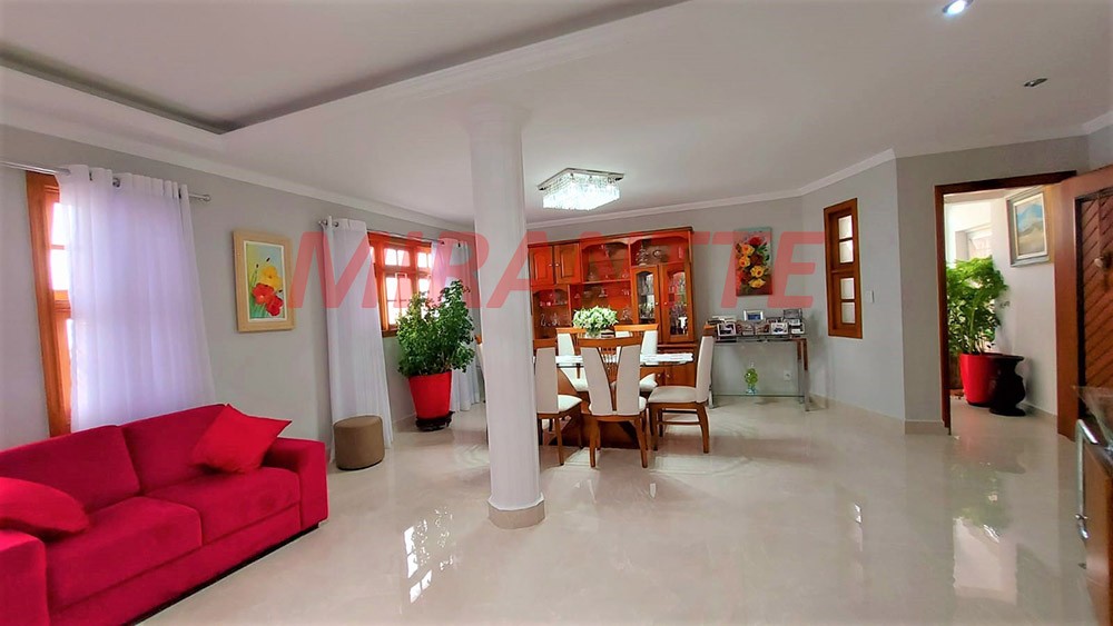 Casa terrea de 354m² com 4 quartos em Vila Mazzei