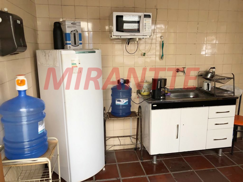 Comercial de 298m² com 4 quartos em Vila Galvão