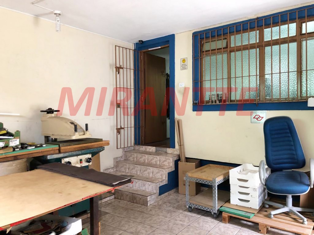 Comercial de 298m² com 4 quartos em Vila Galvão