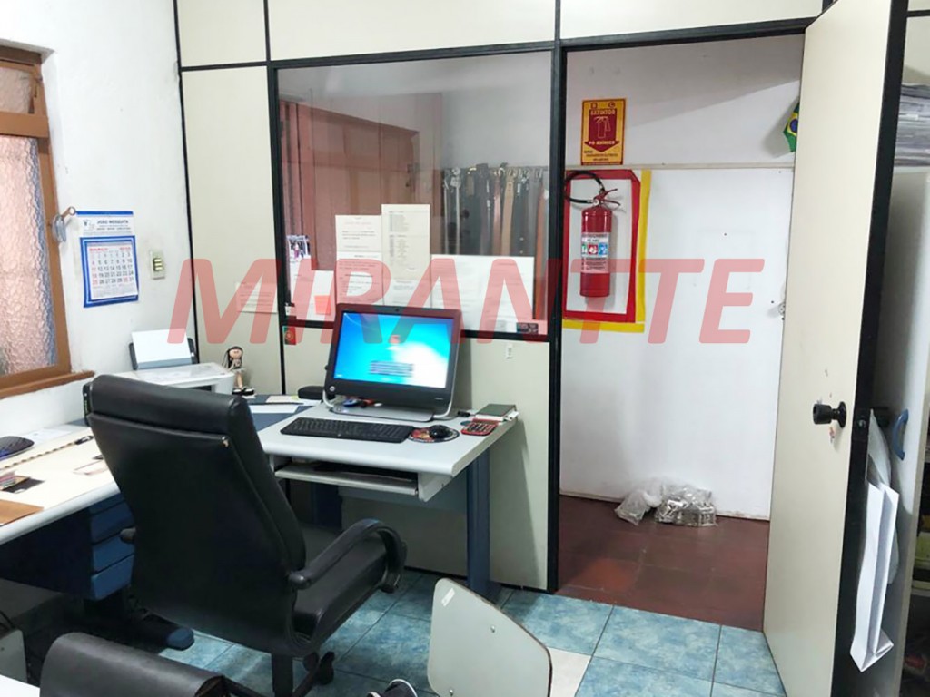 Comercial de 298m² com 4 quartos em Vila Galvão