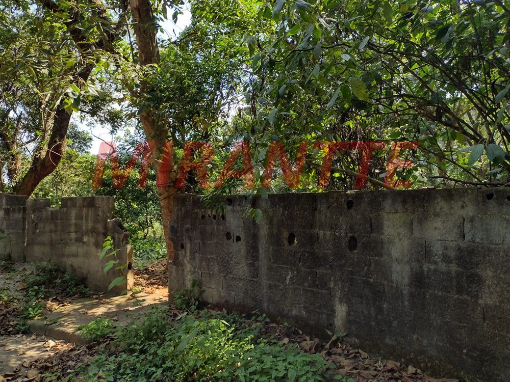 Terreno de 1670m² em Tremembe