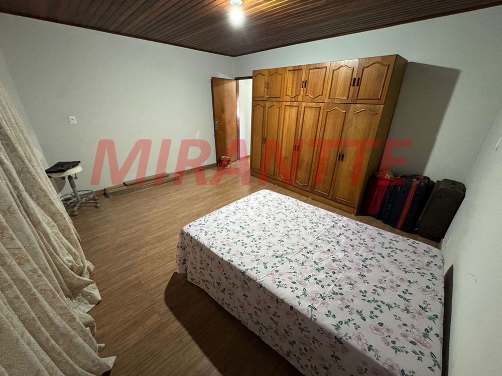 Comercial de 258m² com 3 quartos em Imirim