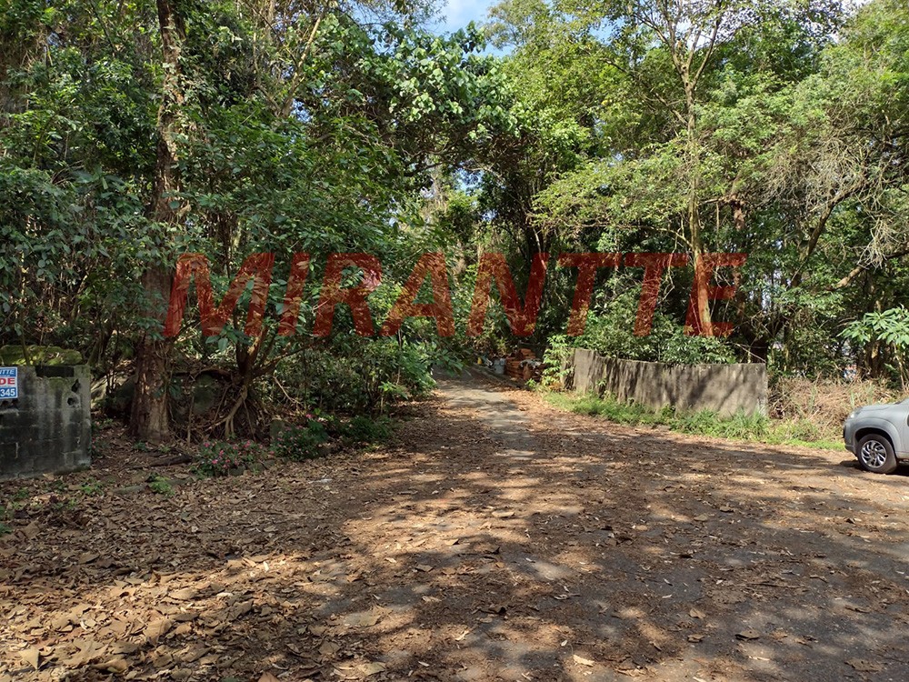 Terreno de 2.353m² em Tremembe