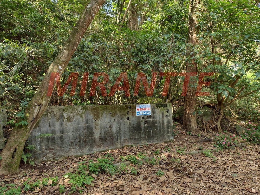 Terreno de 750m² em Tremembe