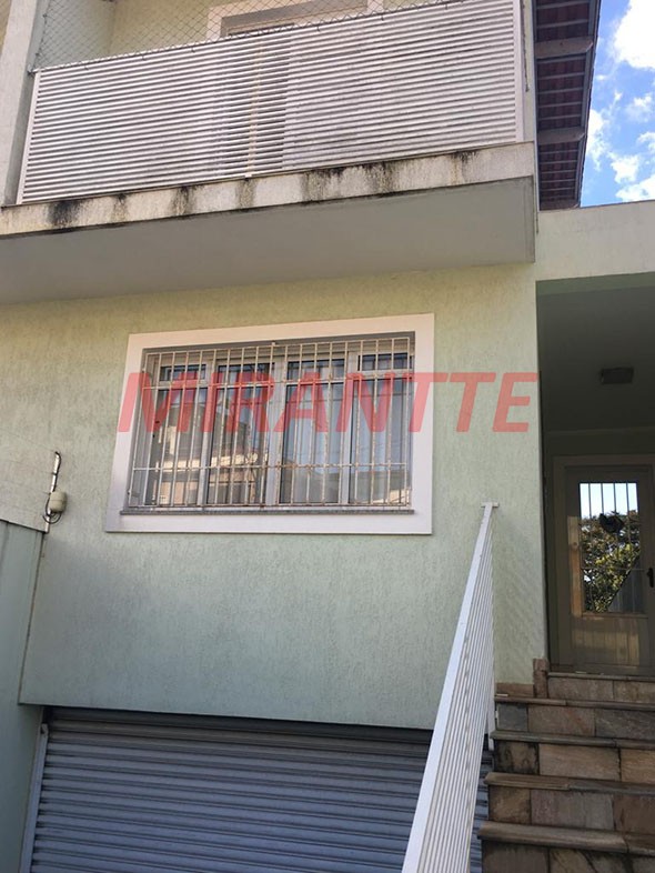 Sobrado de 272m² com 3 quartos em Limão