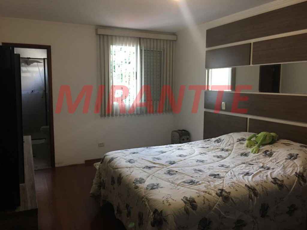 Sobrado de 272m² com 3 quartos em Limão
