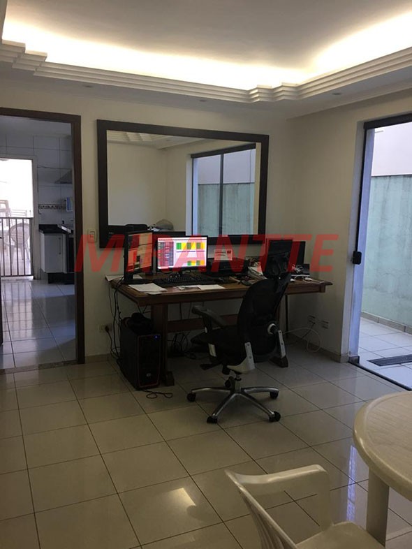 Sobrado de 272m² com 3 quartos em Limão