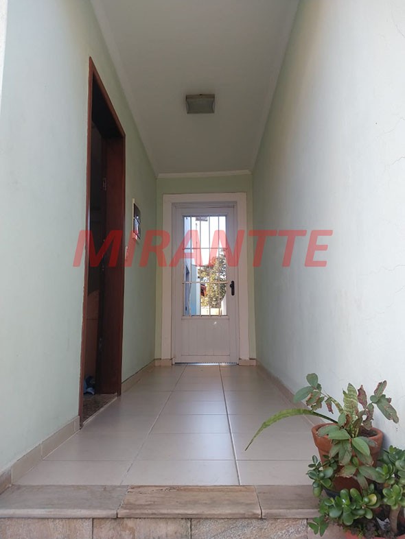 Sobrado de 272m² com 3 quartos em Limão
