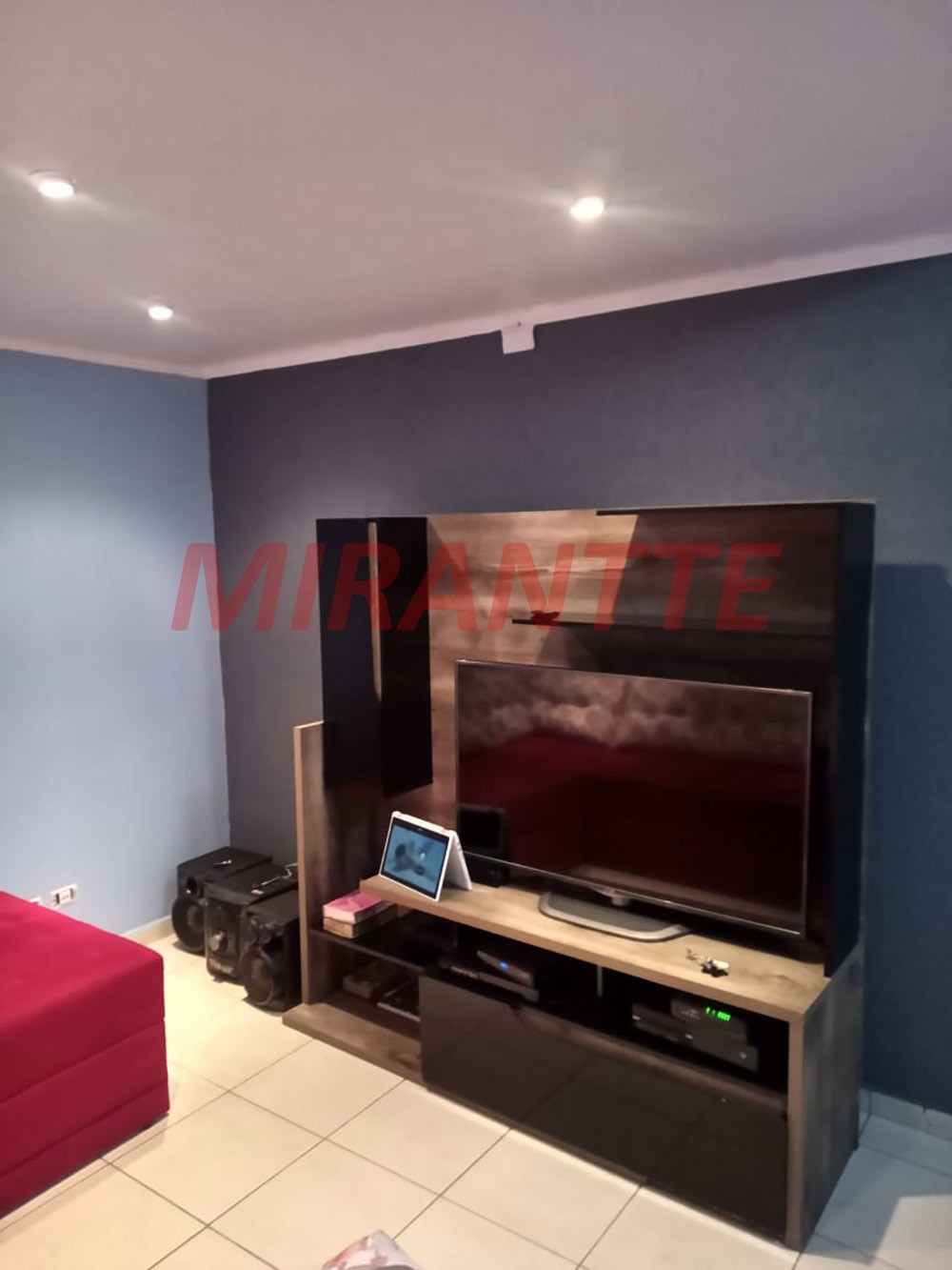 Sobrado de 219m² com 3 quartos em Cachoeirinha