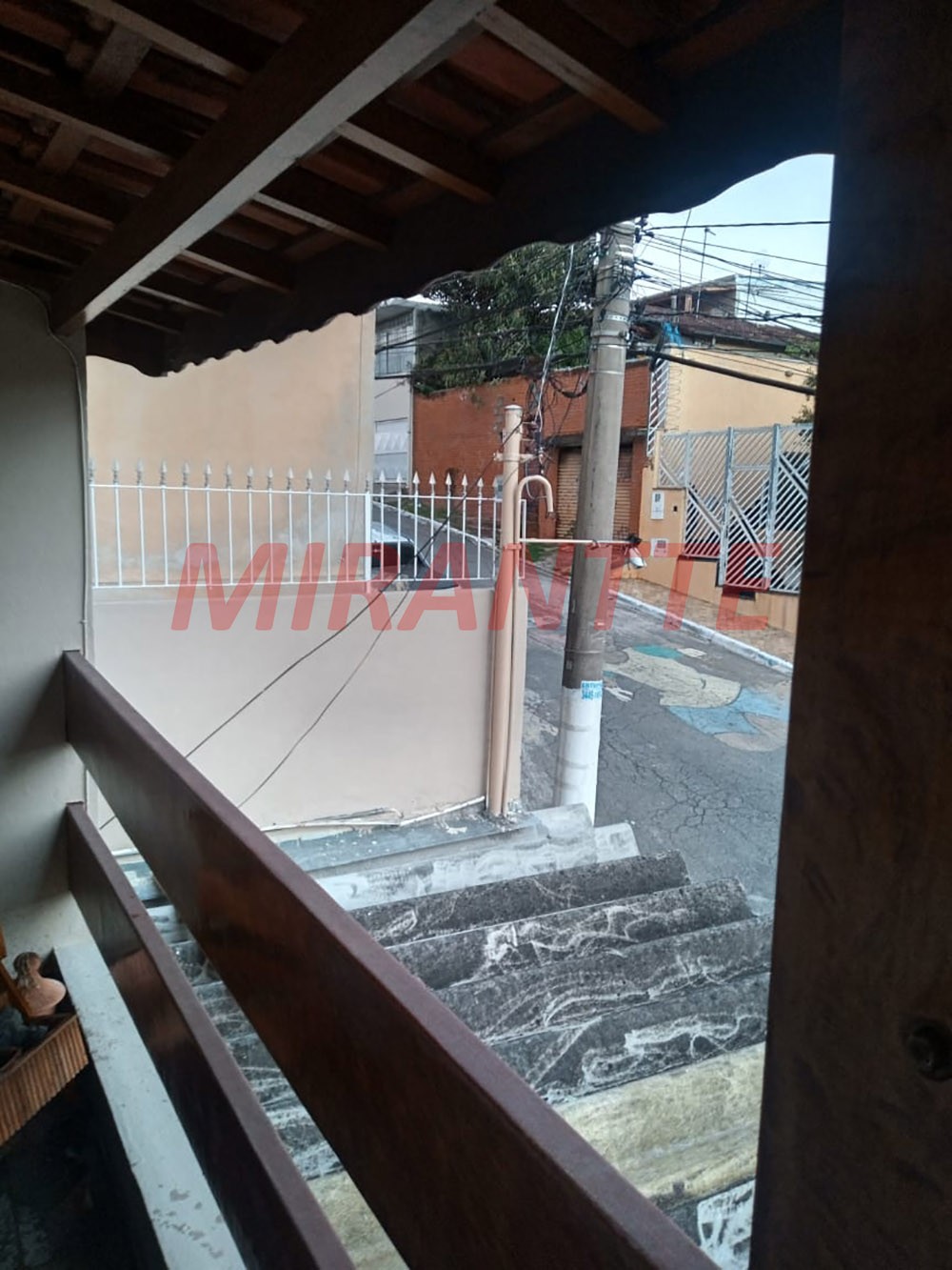Sobrado de 219m² com 3 quartos em Cachoeirinha