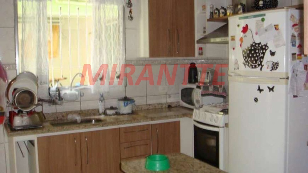 Sobrado de 219m² com 3 quartos em Cachoeirinha