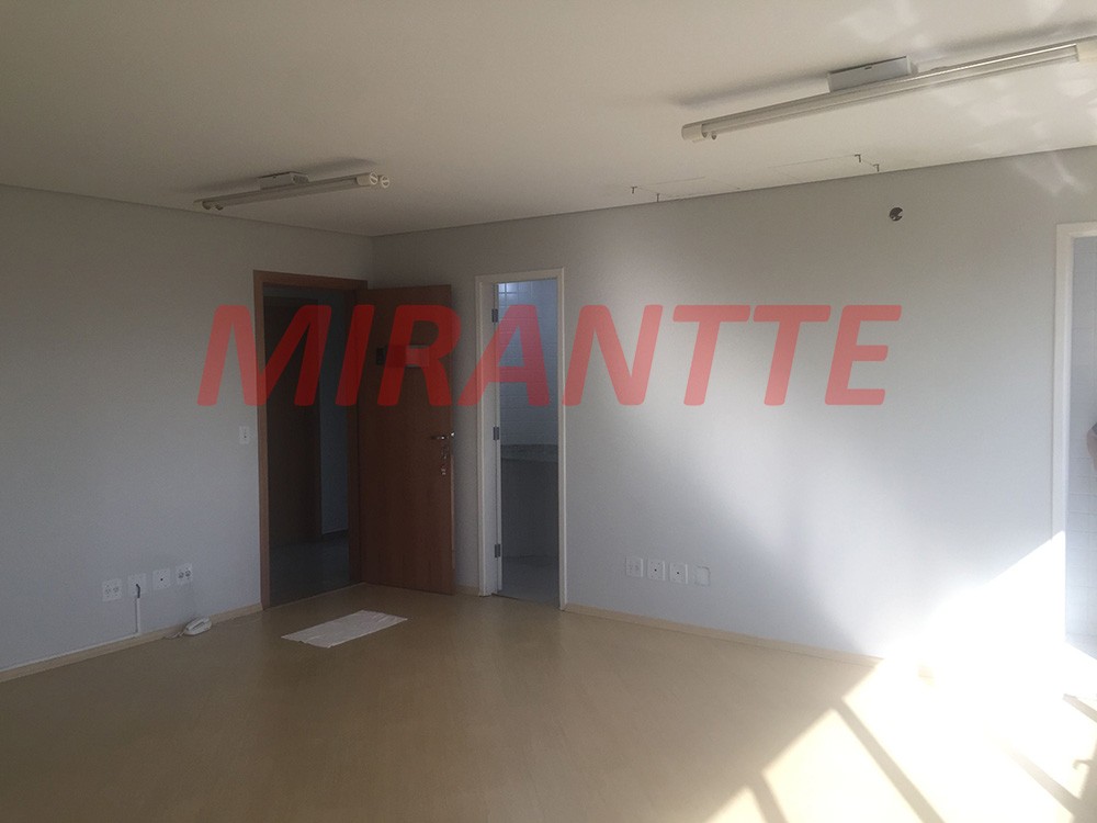 Comercial de 42m² em Santana