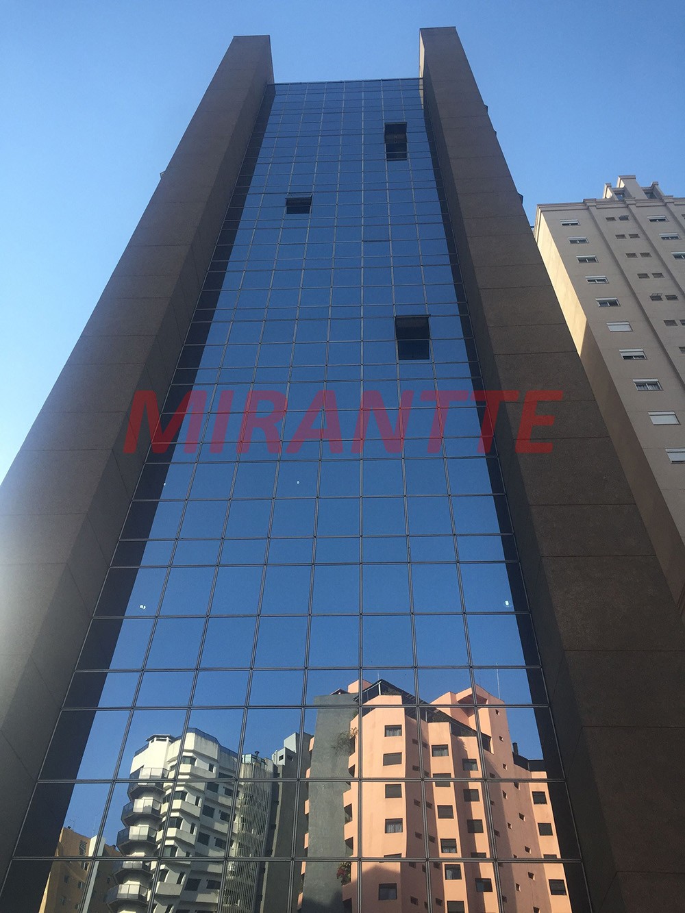 Comercial de 42m² em Santana