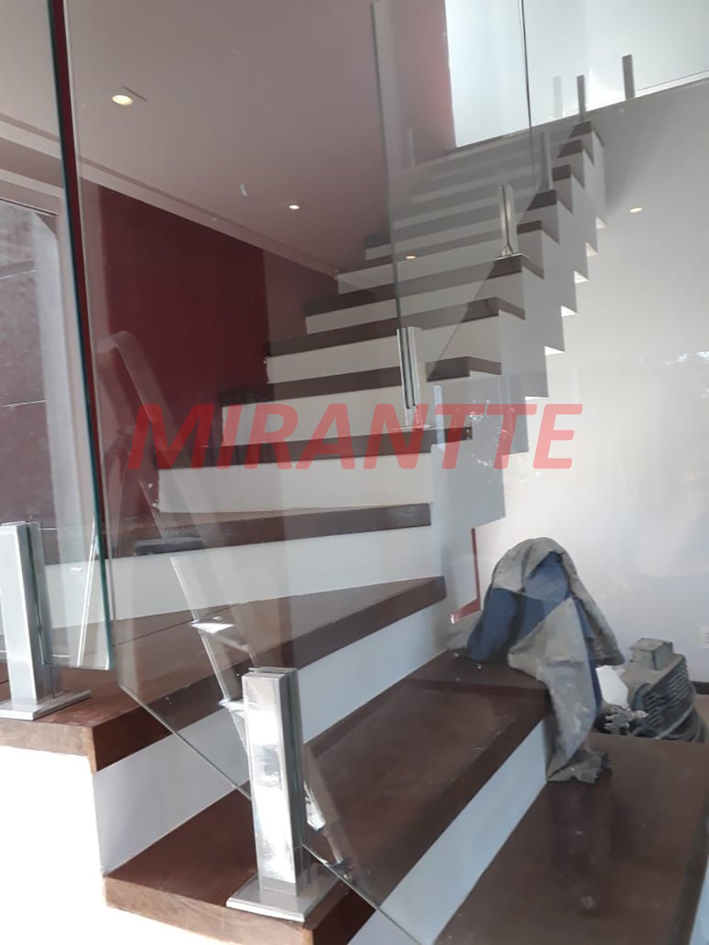 Sobrado de 500m² com 3 quartos em Centro