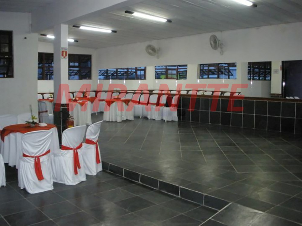 Comercial com 4 quartos em Vila Norma