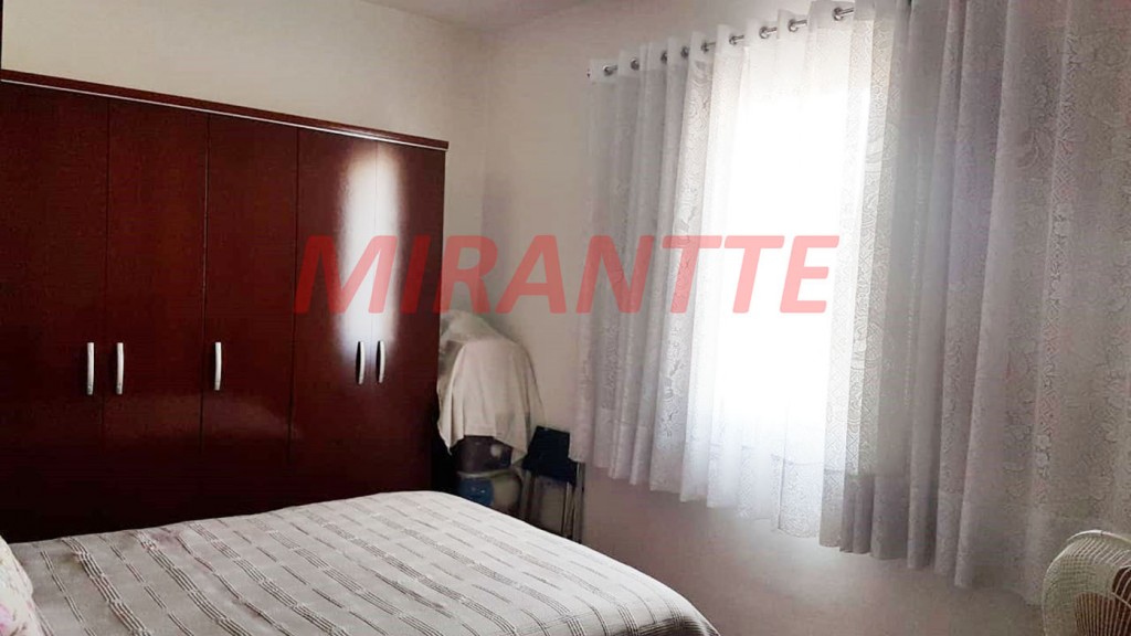 Sobrado de 122m² com 2 quartos em Vila Galvão