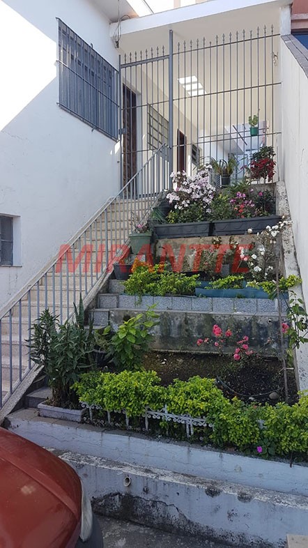 Sobrado de 122m² com 2 quartos em Vila Galvão