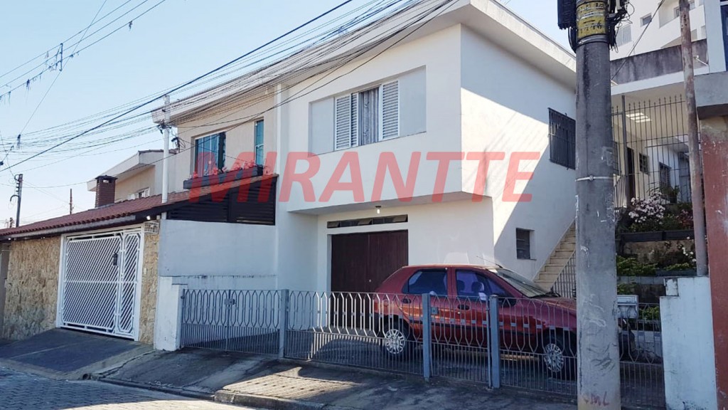 Sobrado de 122m² com 2 quartos em Vila Galvão