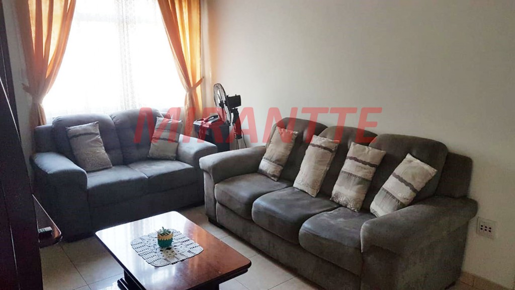 Sobrado de 122m² com 2 quartos em Vila Galvão