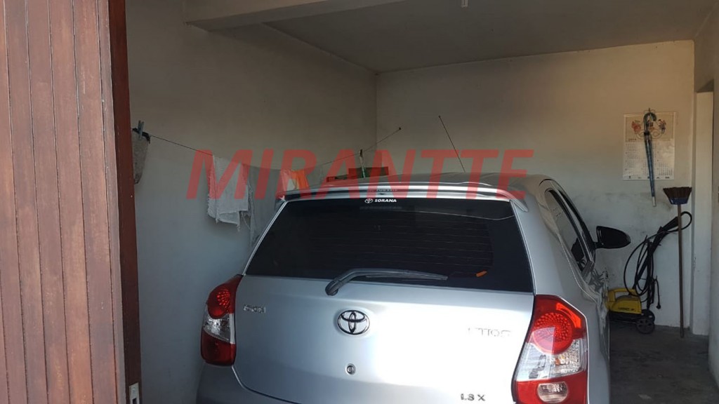 Sobrado de 122m² com 2 quartos em Vila Galvão