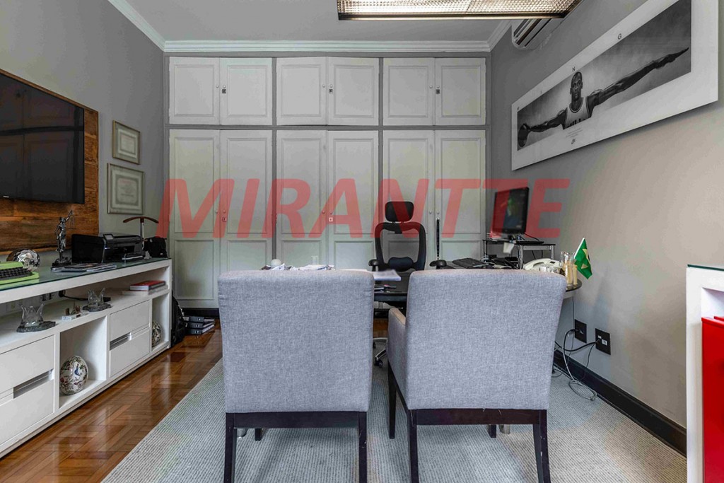Sobrado de 434m² com 5 quartos em Vila Nova Conceição