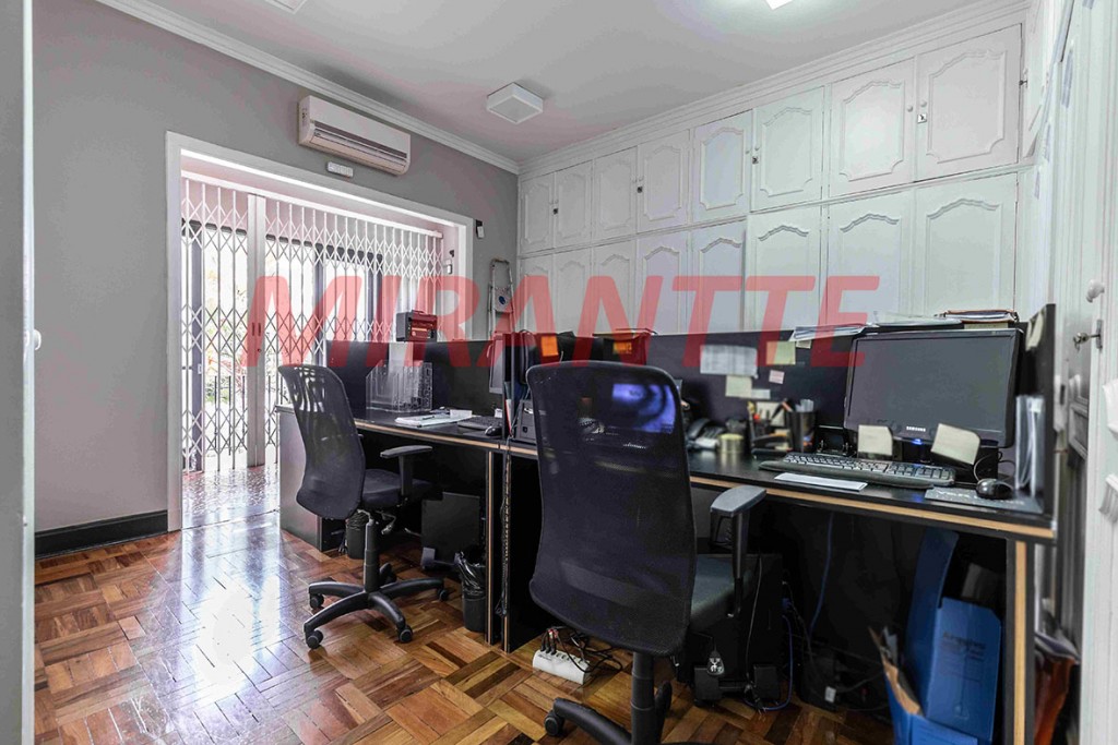 Sobrado de 434m² com 5 quartos em Vila Nova Conceição