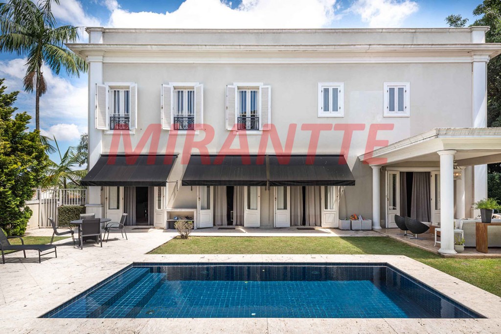 Sobrado de 545m² com 4 quartos em Jardim Guedala
