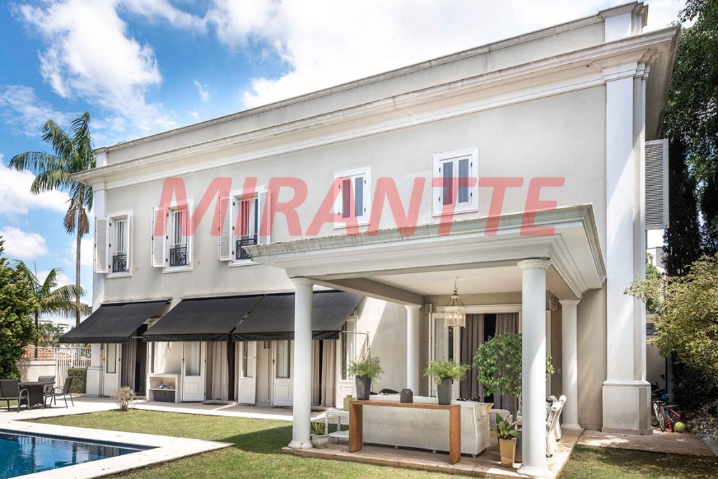 Sobrado de 545m² com 4 quartos em Jardim Guedala