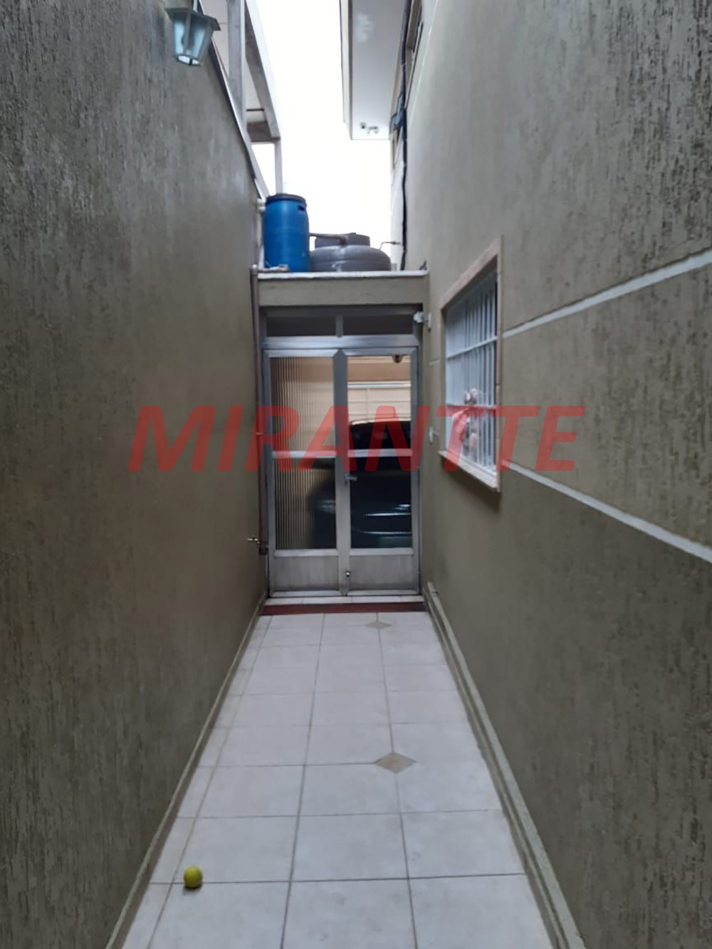 Sobrado de 216m² com 4 quartos em Imirim