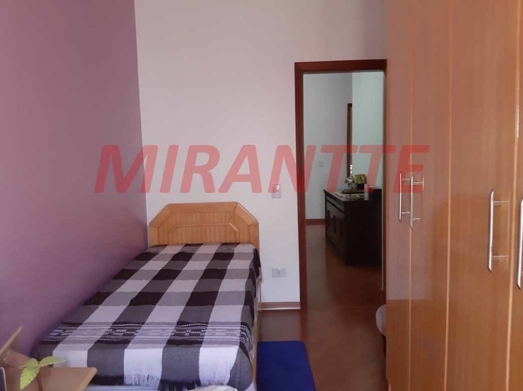 Sobrado de 128m² com 3 quartos em Santa Teresinha