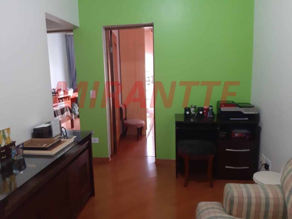 Sobrado de 128m² com 3 quartos em Santa Teresinha