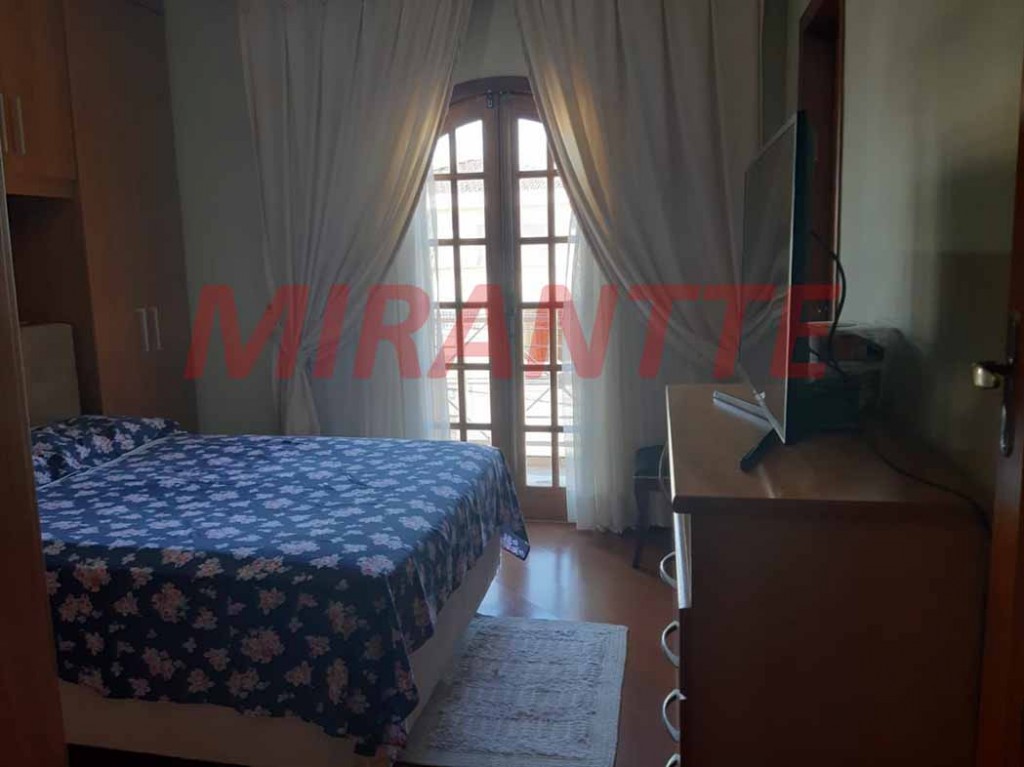 Sobrado de 128m² com 3 quartos em Santa Teresinha