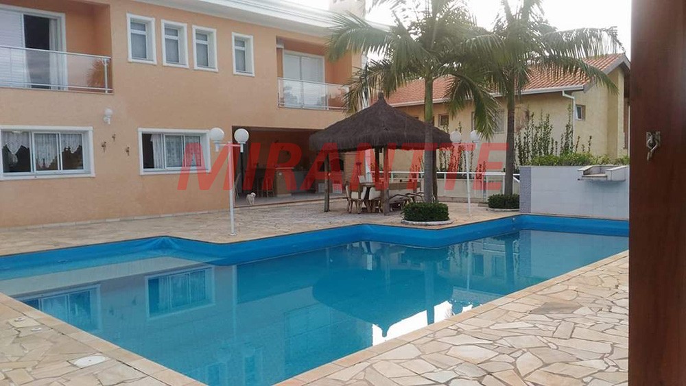 Sobrado de 800m² com 5 quartos em Jardim Colonial