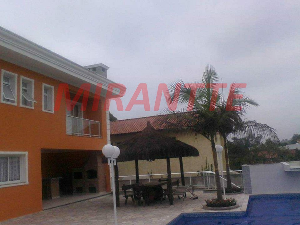 Sobrado de 800m² com 5 quartos em Jardim Colonial