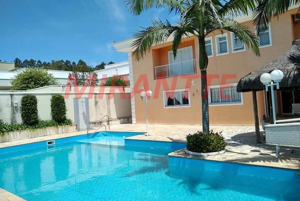Sobrado de 800m² com 5 quartos em Jardim Colonial