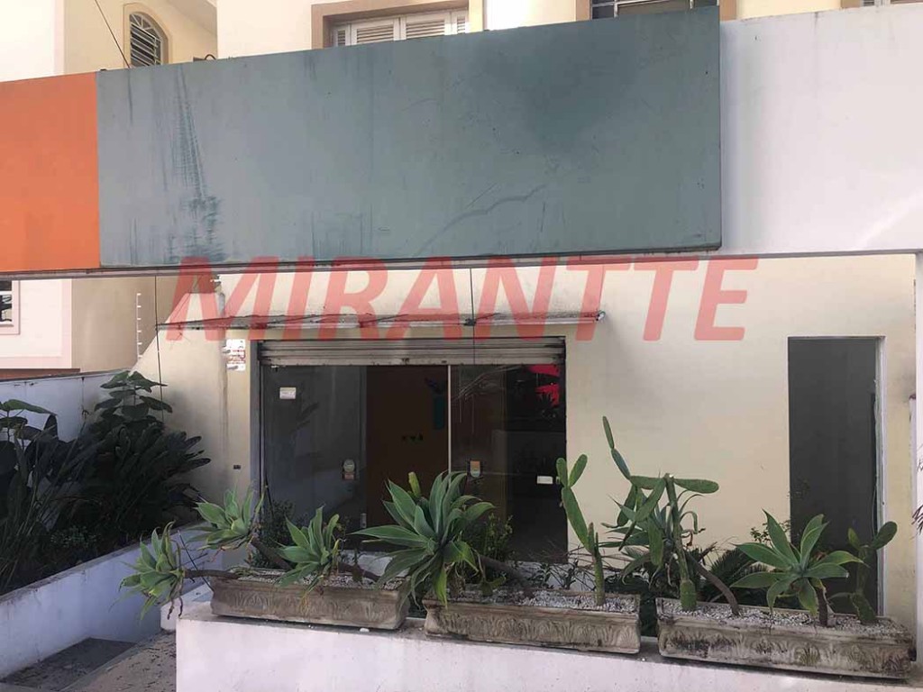 Comercial de 143m² em Santana