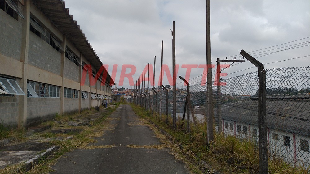 Galpao de 5071m² em Jardim Cumbica