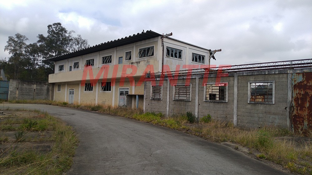 Galpao de 5071m² em Jardim Cumbica